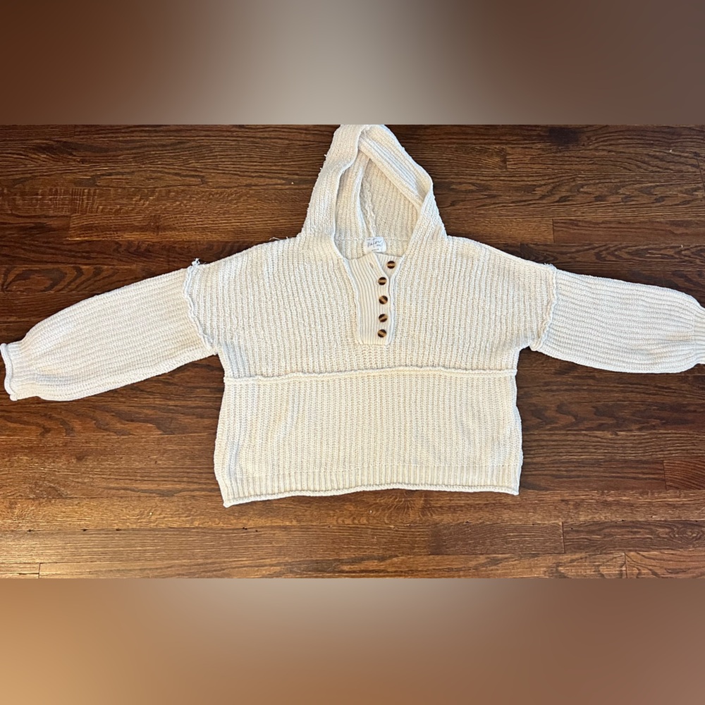 Boutique Chenille Cream Sweatshirt, Size Medium, Like New